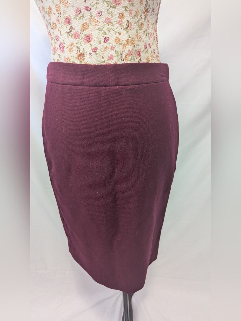 J.Crew Women’s Plum No. 2 Pencil Skirt Burgundy Size 4 100% Wool